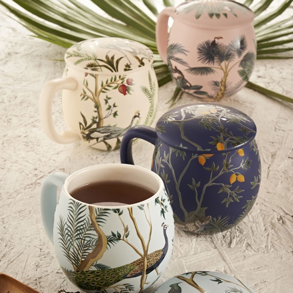 Colino in porcellana con supporto per filtrare tè e tisane