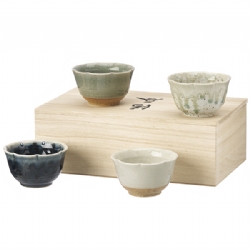Set of bowls